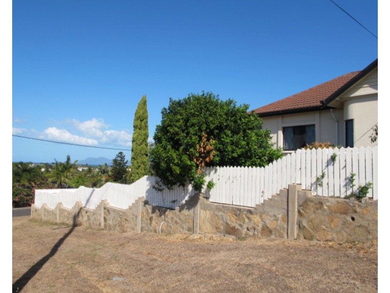 29 Mitchell Street, Bowen QLD 4805