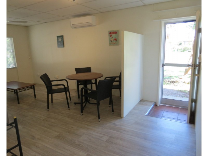 2/10 Dalrymple Street, Bowen QLD 4805