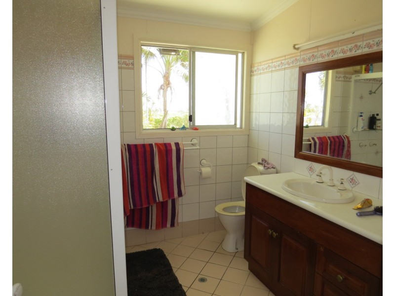 82 Weekes Road, Bowen QLD 4805