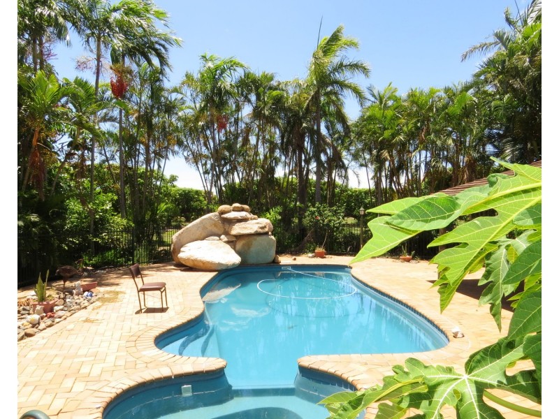 82 Weekes Road, Bowen QLD 4805