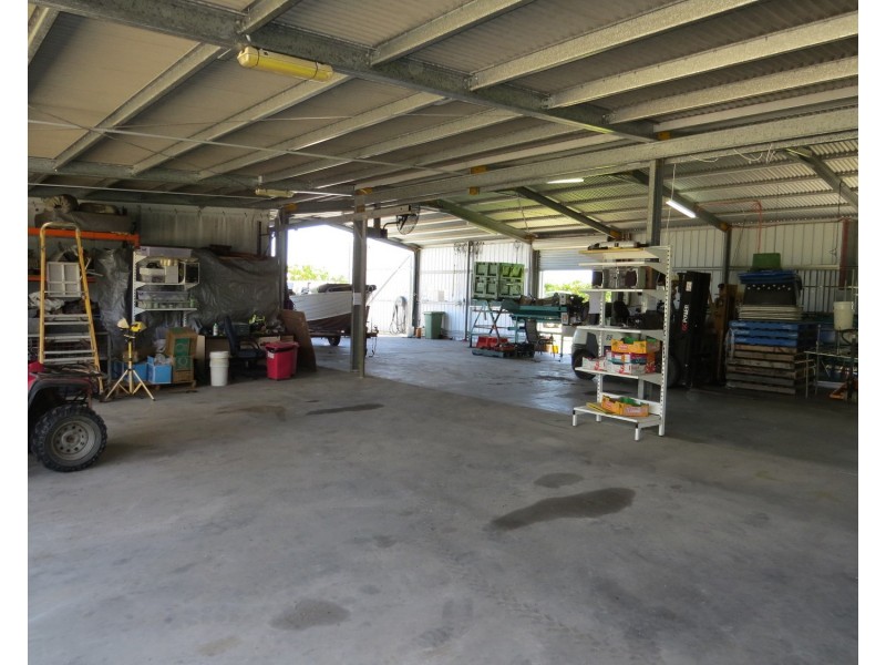 82 Weekes Road, Bowen QLD 4805