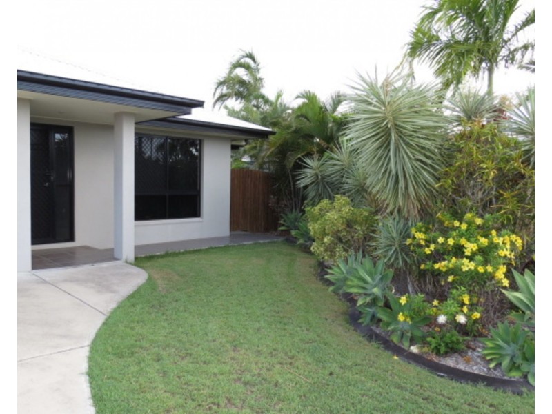16 Lucinda Place, Bowen QLD 4805