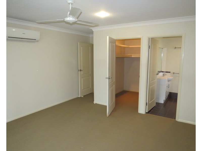 16 Lucinda Place, Bowen QLD 4805