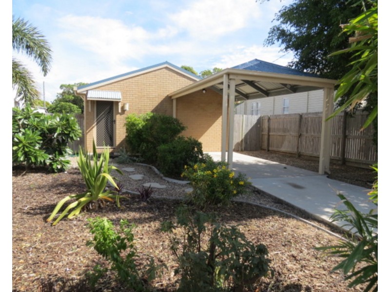 8 Johnston Street, Bowen QLD 4805