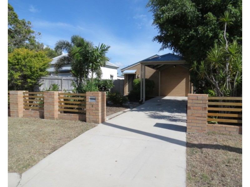 8 Johnston Street, Bowen QLD 4805