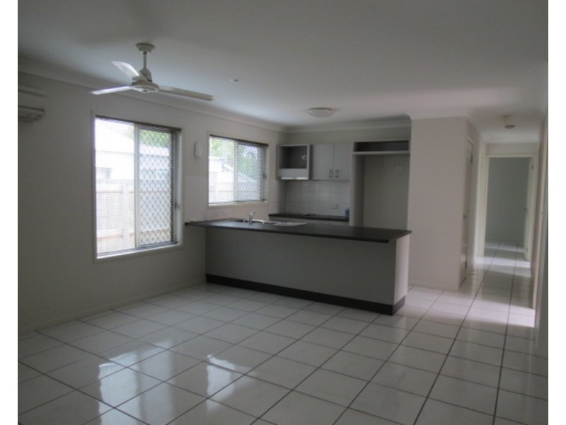 8 Johnston Street, Bowen QLD 4805