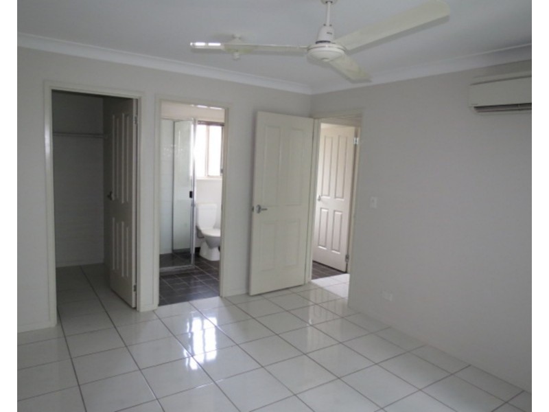 8 Johnston Street, Bowen QLD 4805