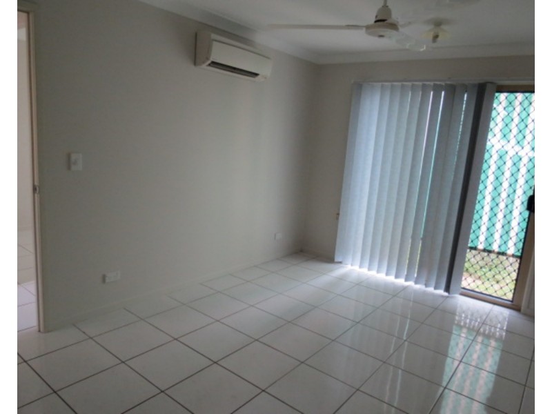 8 Johnston Street, Bowen QLD 4805
