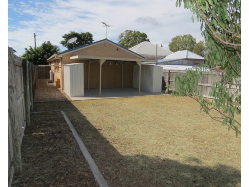 8 Johnston Street, Bowen QLD 4805