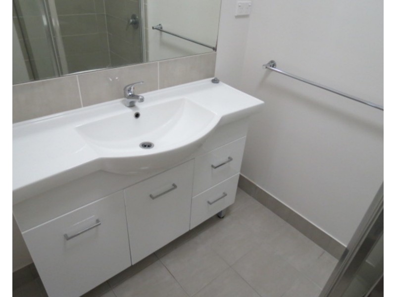 33 Seabreeze Crescent, Bowen QLD 4805