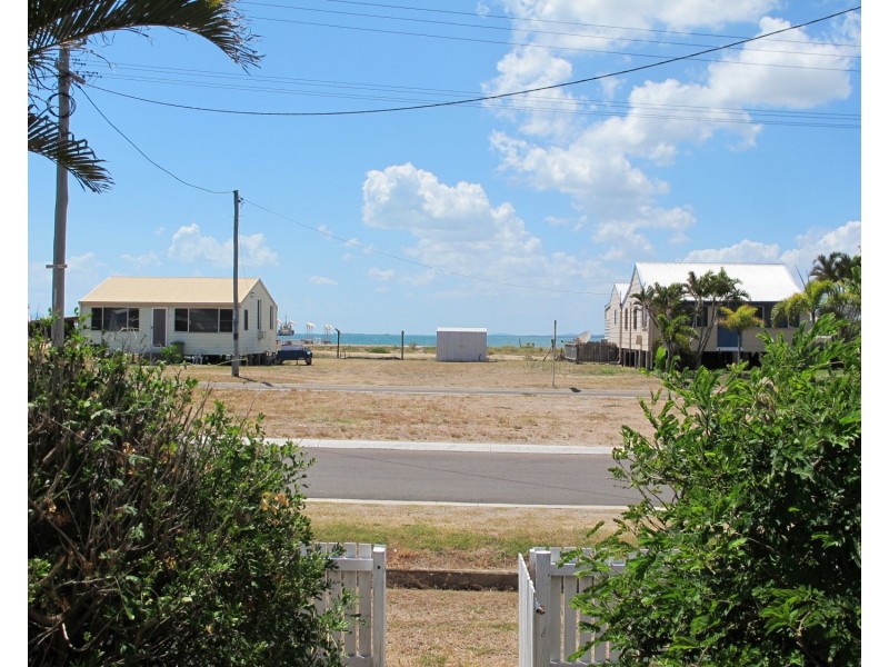 60 Dalrymple Street, Bowen QLD 4805