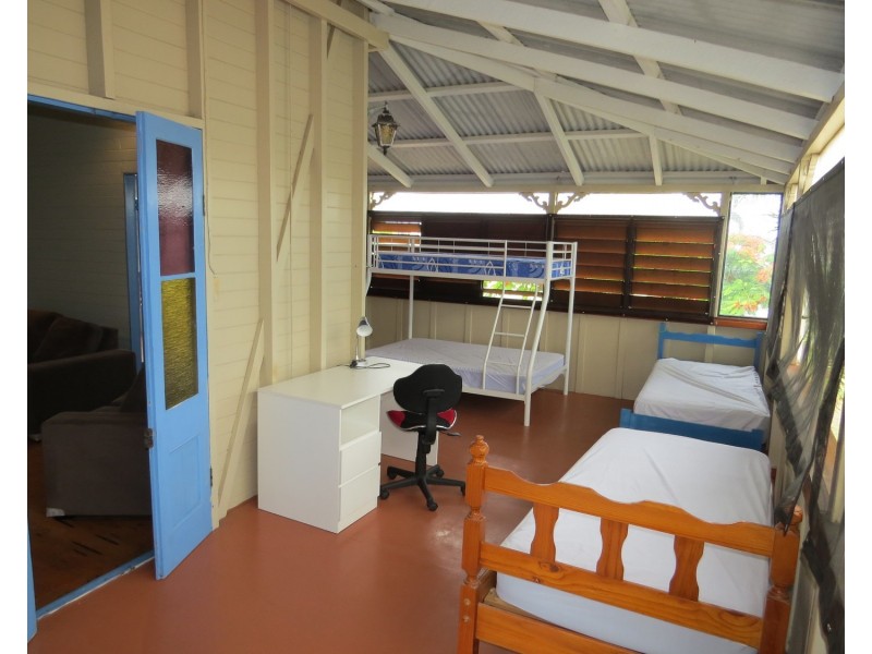 7 Leichhardt Street, Bowen QLD 4805
