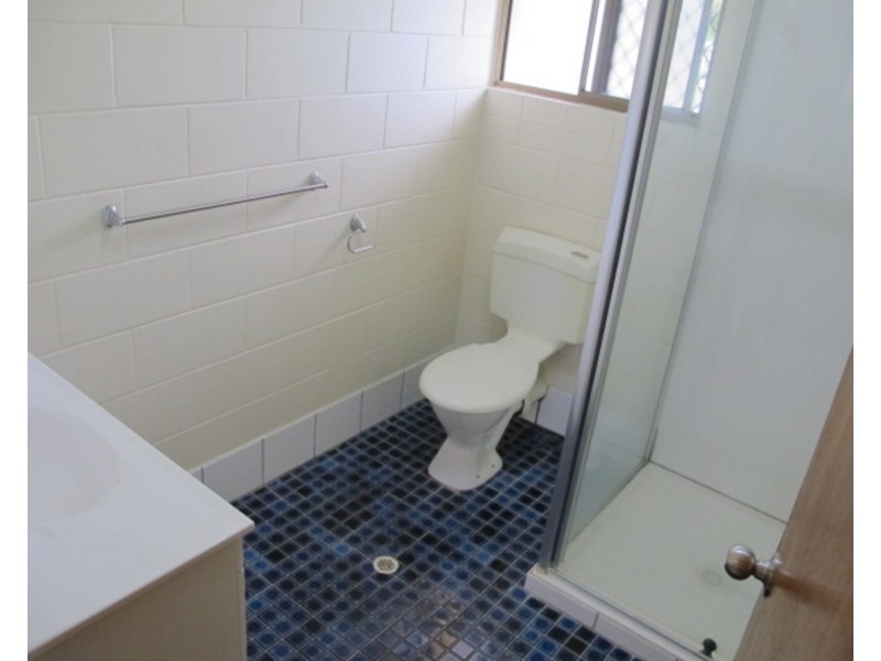 2/2a Powell Street, Bowen QLD 4805