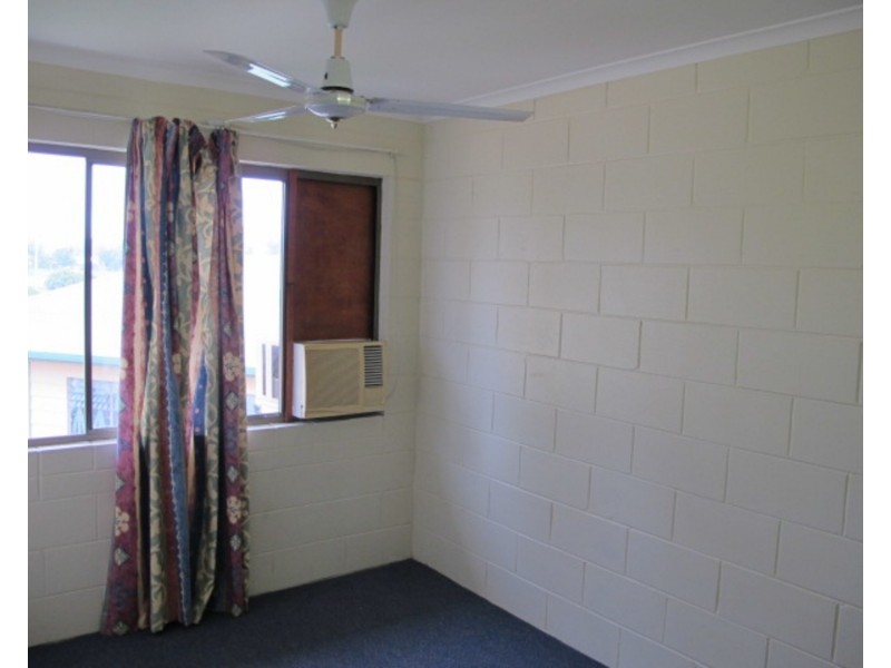 2/2a Powell Street, Bowen QLD 4805