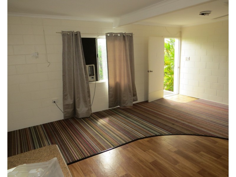 3/16 Powell Street, Bowen QLD 4805
