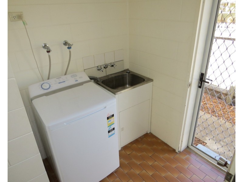 3/16 Powell Street, Bowen QLD 4805