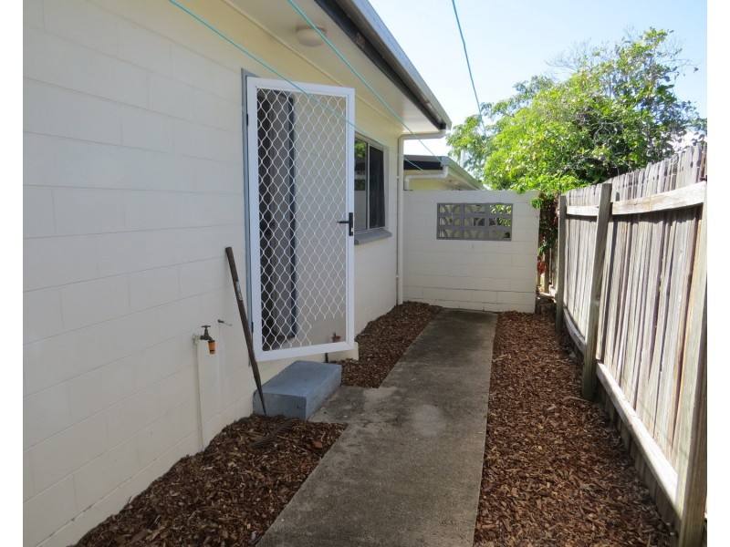3/16 Powell Street, Bowen QLD 4805