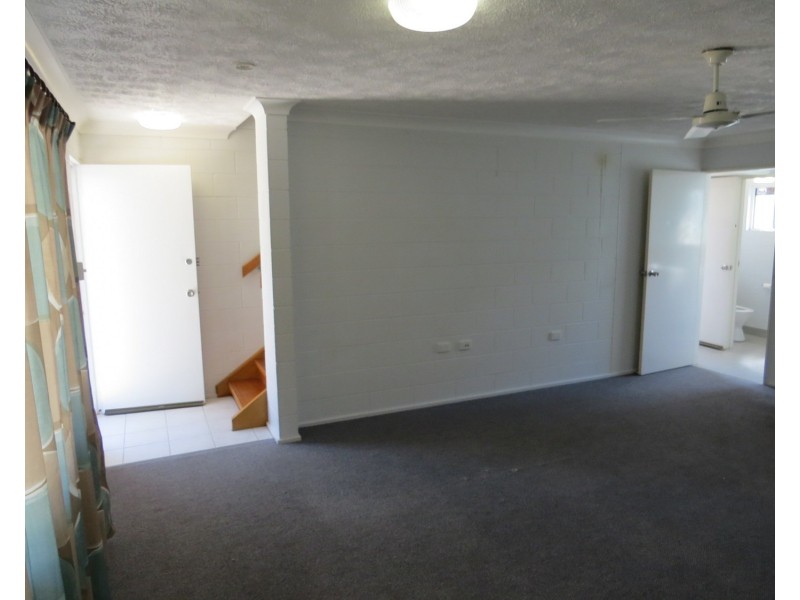 1/108 Herbert Street, Bowen QLD 4805