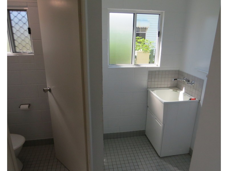 1/108 Herbert Street, Bowen QLD 4805