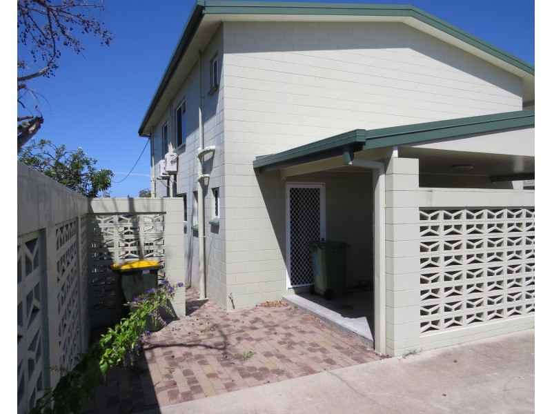 1/108 Herbert Street, Bowen QLD 4805