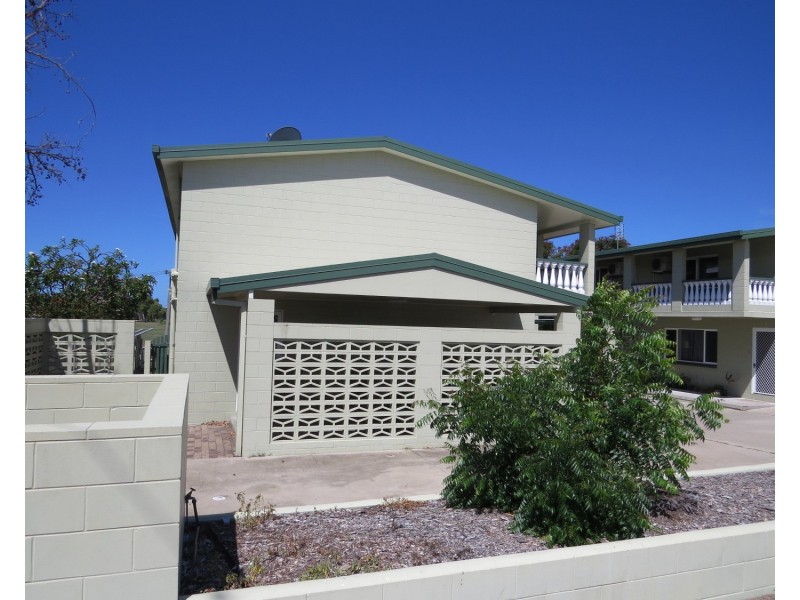 1/108 Herbert Street, Bowen QLD 4805