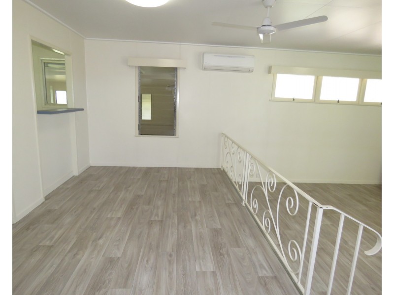 25 Golf Links Road, Bowen QLD 4805