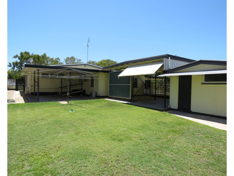 25 Golf Links Road, Bowen QLD 4805