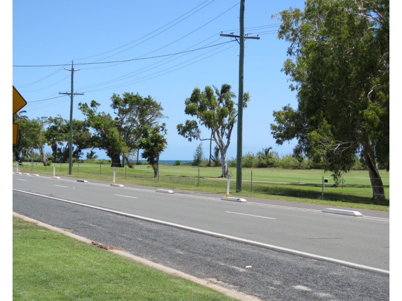 25 Golf Links Road, Bowen QLD 4805