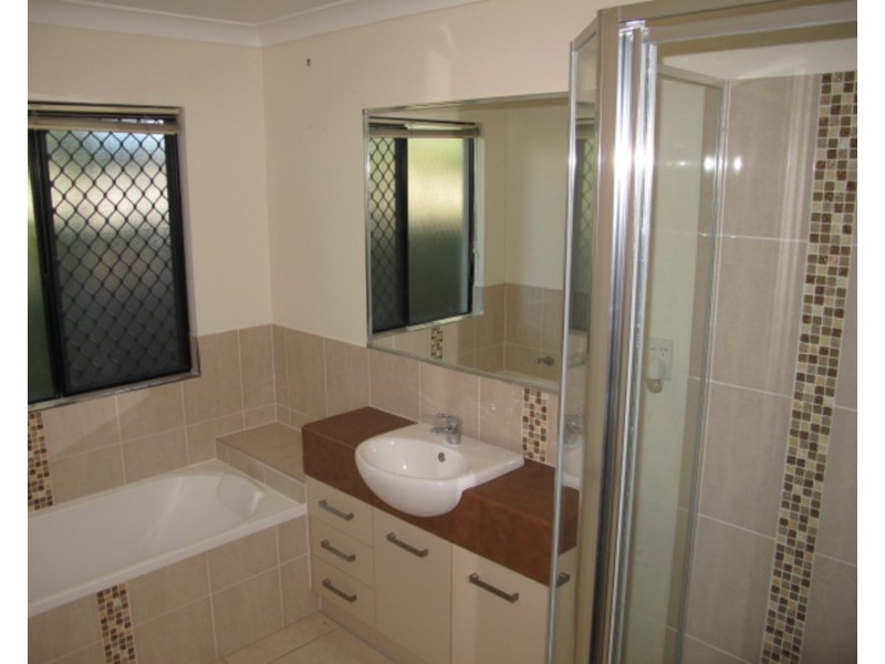 6 Lexington Court, Bowen QLD 4805