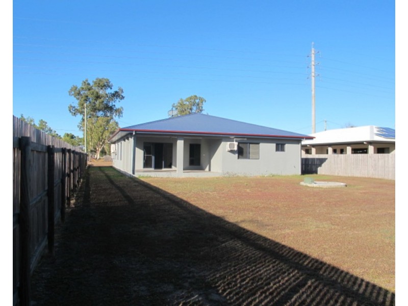 26 Skene Street, Bowen QLD 4805