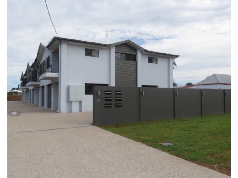 2/9 Gordon Street, Bowen QLD 4805