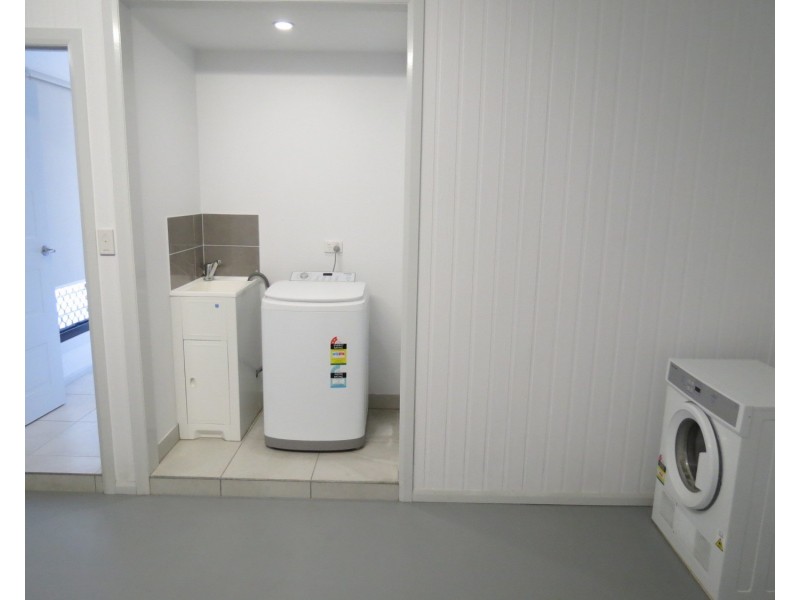 2/9 Gordon Street, Bowen QLD 4805