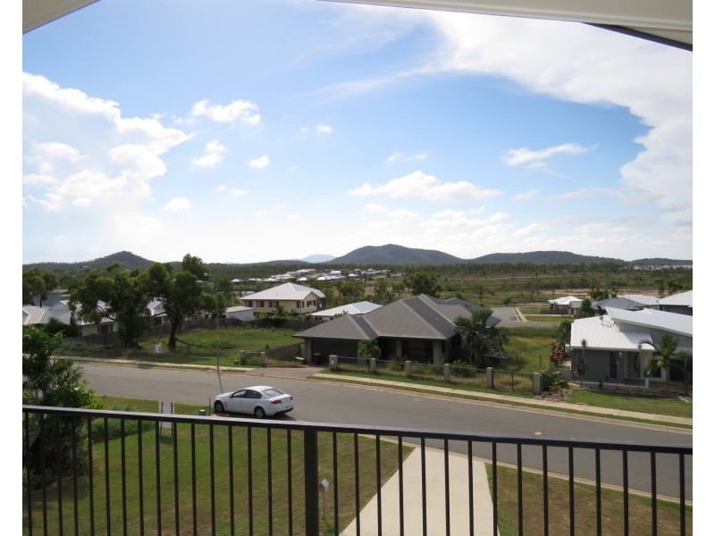 16 Sunshine Court, Bowen QLD 4805