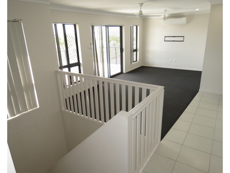 16 Sunshine Court, Bowen QLD 4805