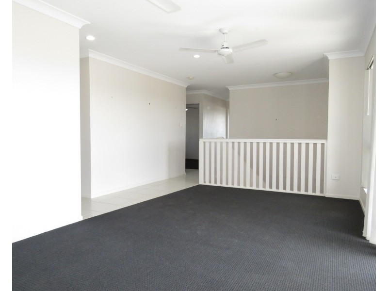 16 Sunshine Court, Bowen QLD 4805