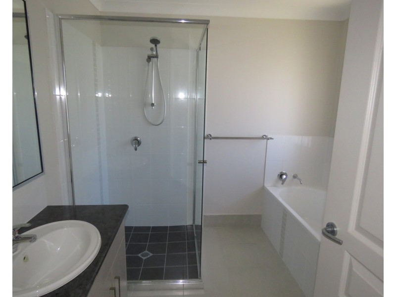 16 Sunshine Court, Bowen QLD 4805