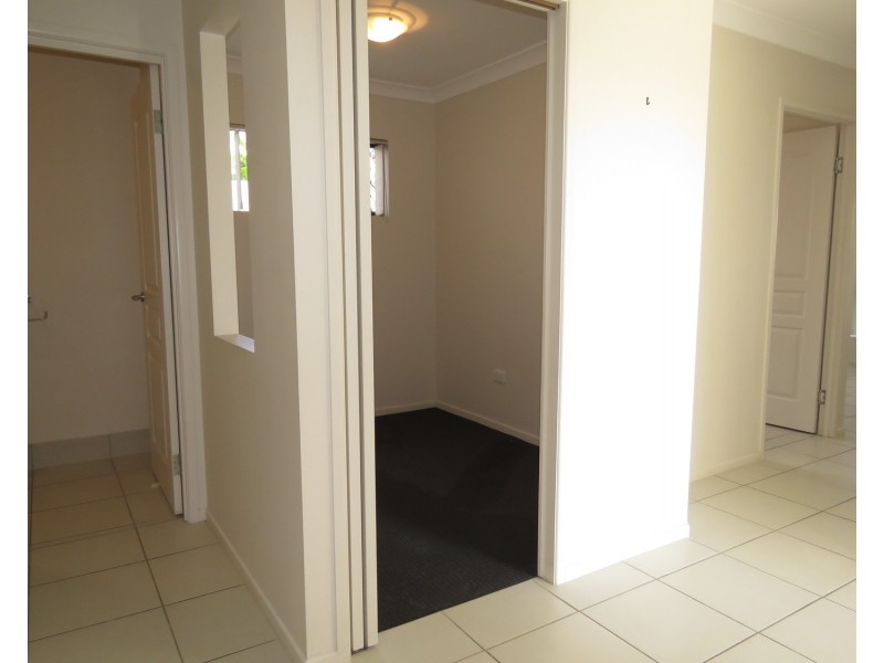 16 Sunshine Court, Bowen QLD 4805