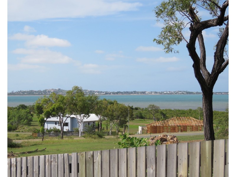 16 Sunshine Court, Bowen QLD 4805