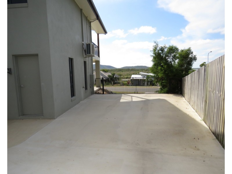 16 Sunshine Court, Bowen QLD 4805