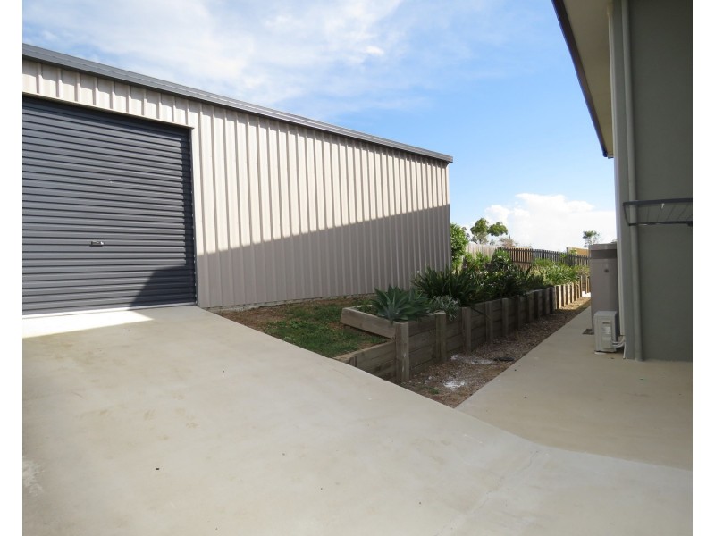 16 Sunshine Court, Bowen QLD 4805