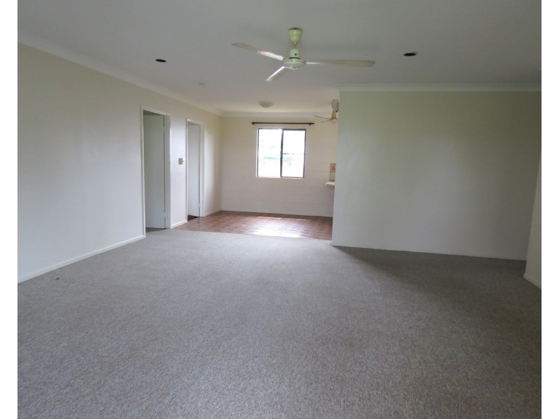 16 Oak Crescent, Bowen QLD 4805