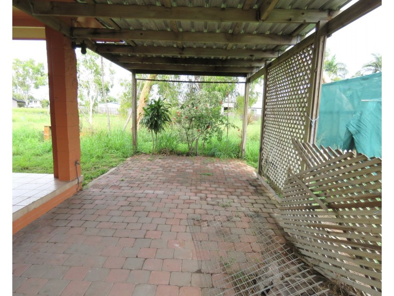 16 Oak Crescent, Bowen QLD 4805