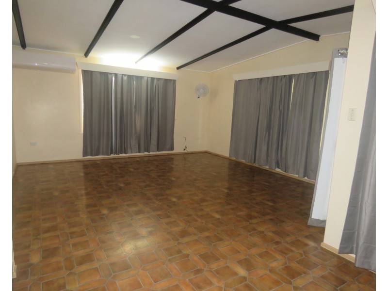 15 Casuarina Street, Bowen QLD 4805