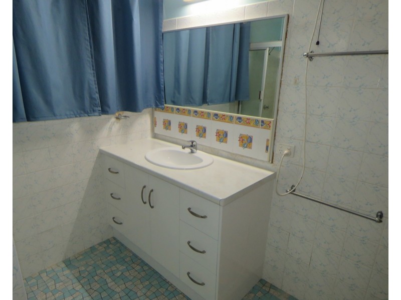 15 Casuarina Street, Bowen QLD 4805