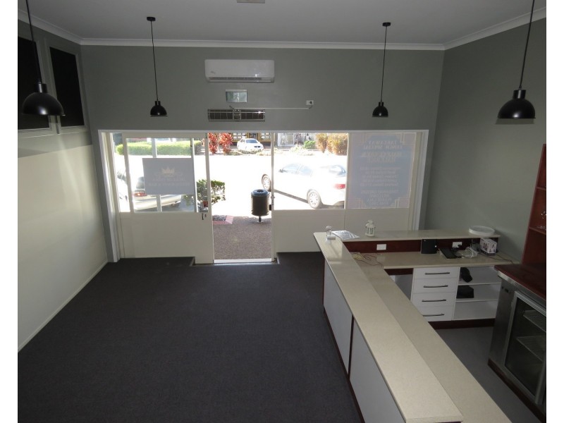 37 Herbert Street, Bowen QLD 4805