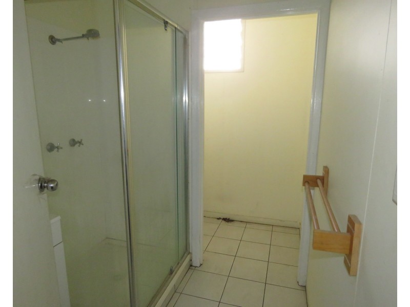 37 Herbert Street, Bowen QLD 4805