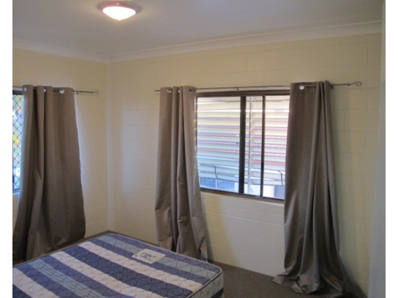 3/10 Poinciana Drive, Bowen QLD 4805