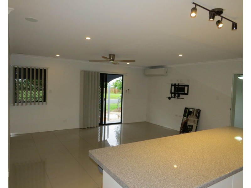 36 Creek Street, Bowen QLD 4805