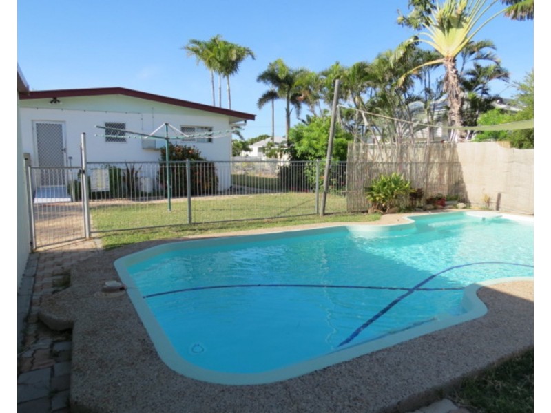 14 Kennedy Street, Bowen QLD 4805