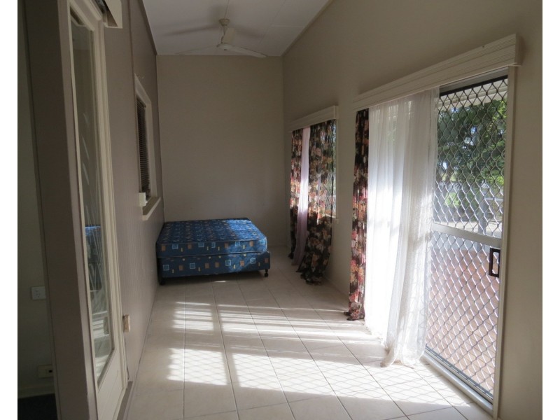 17 Gloucester Street, Bowen QLD 4805